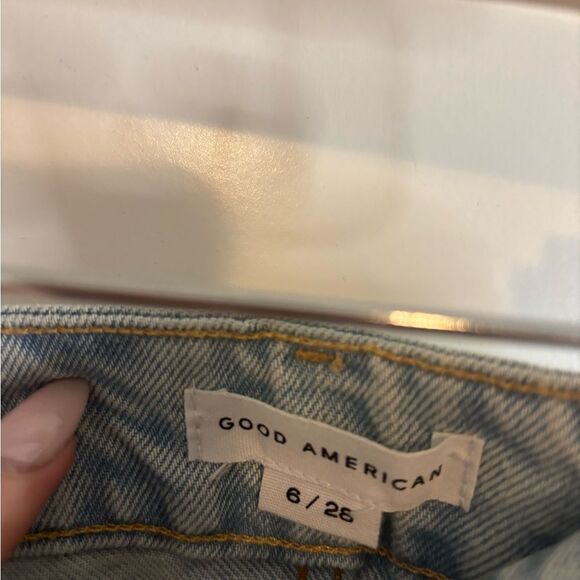 Good American Good 90’s Bermuda shorts size 28 NWT - Picture 6 of 6